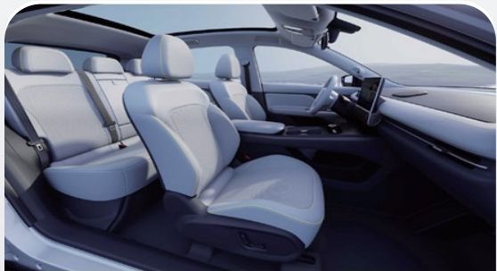 JMEV electric vehicle dual-screen interior